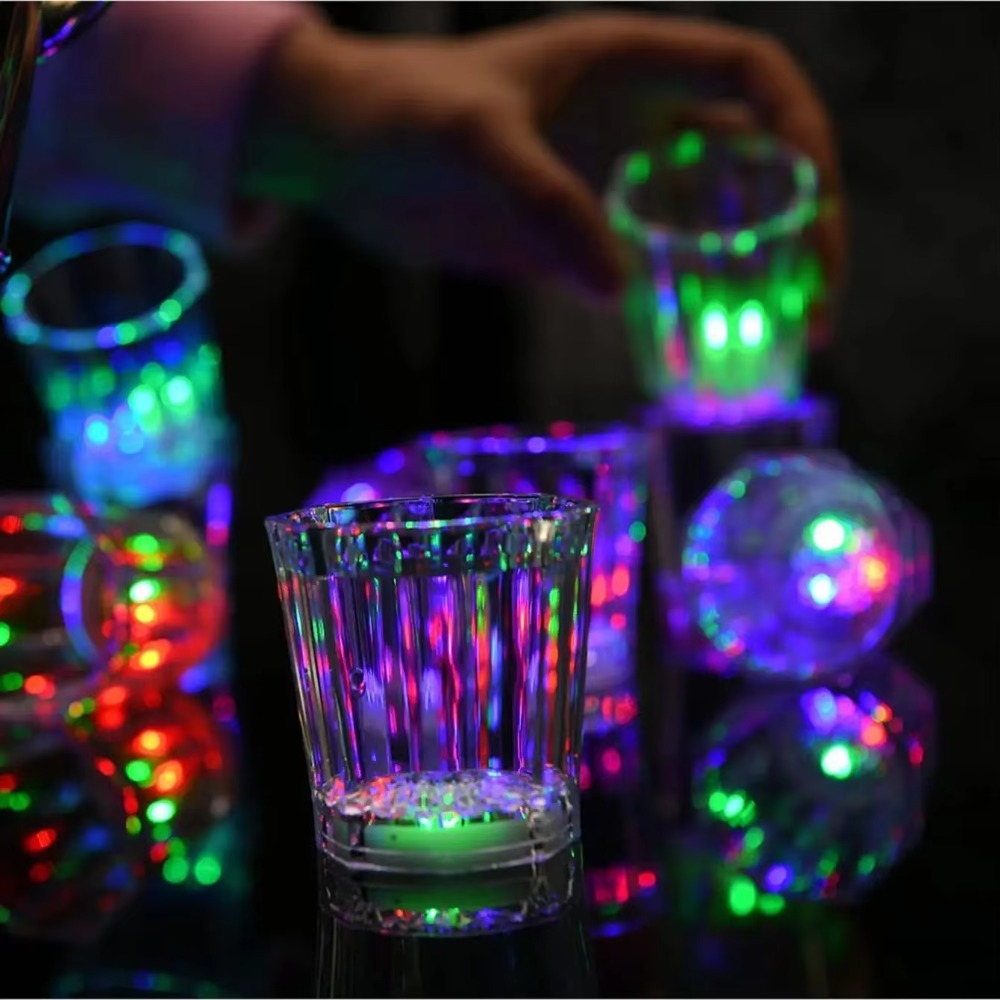 Lot de 12/24 verres à shot lum - Glow In The Dark Party Glasses avis et prix