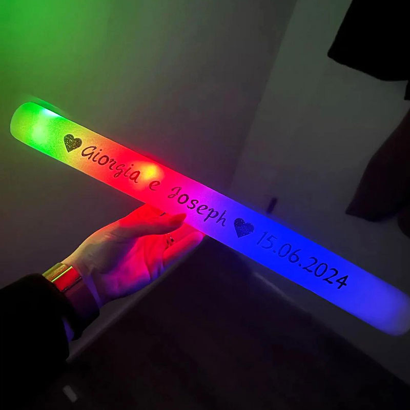 30 bâtons lumineux en mousse à - Flashing Led Foam Sticks Party avis et prix